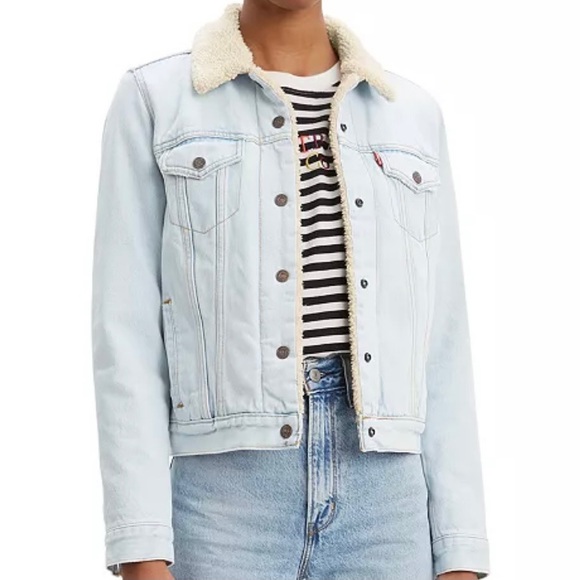 HP 💕 Levi's Women's Original Sherpa Trucker NWT - Picture 6 of 8